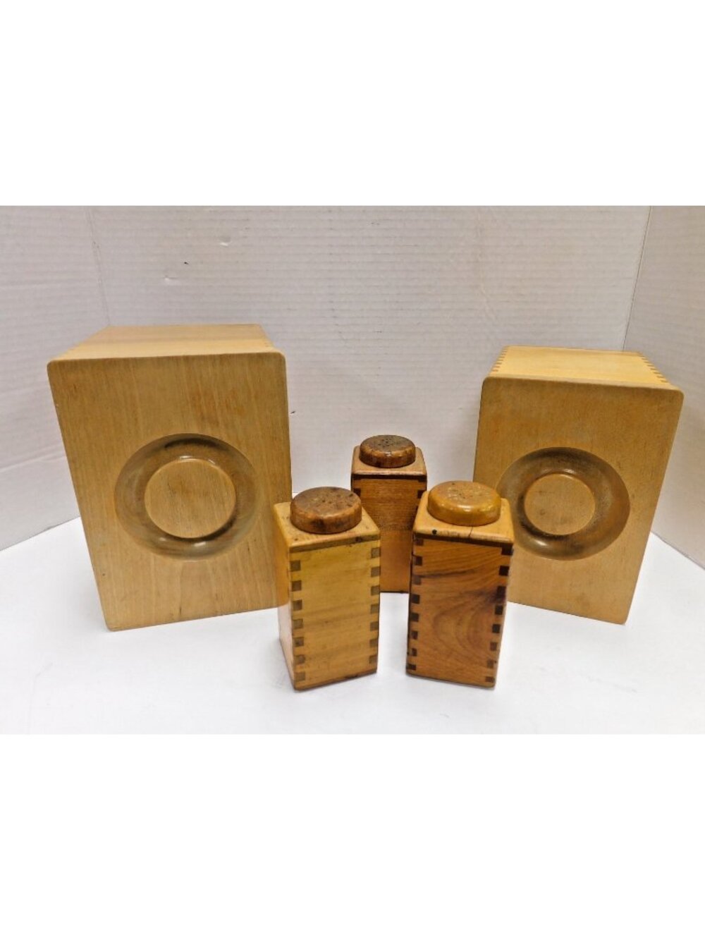 Vintage Wood Pecker Woodware Storage Containers W/3 Shakers JC475